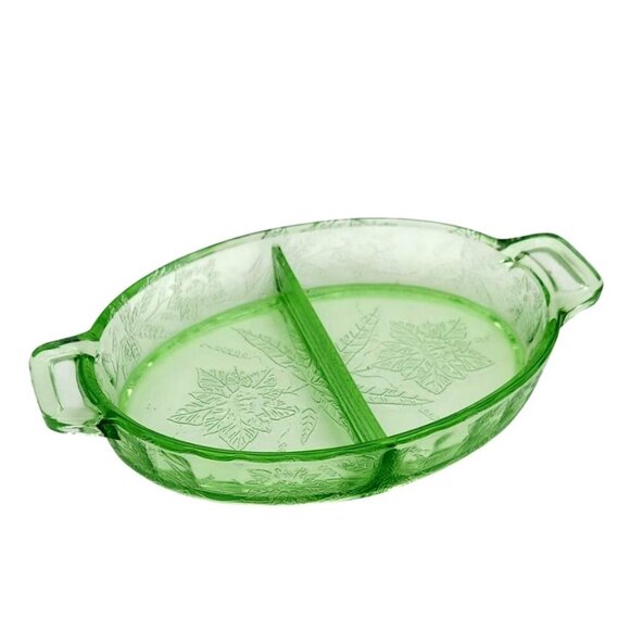 Vintage Jeannette Glass Floral Poinsettia Green Divided Oval Relish Dish Uranium - Picture 1 of 9